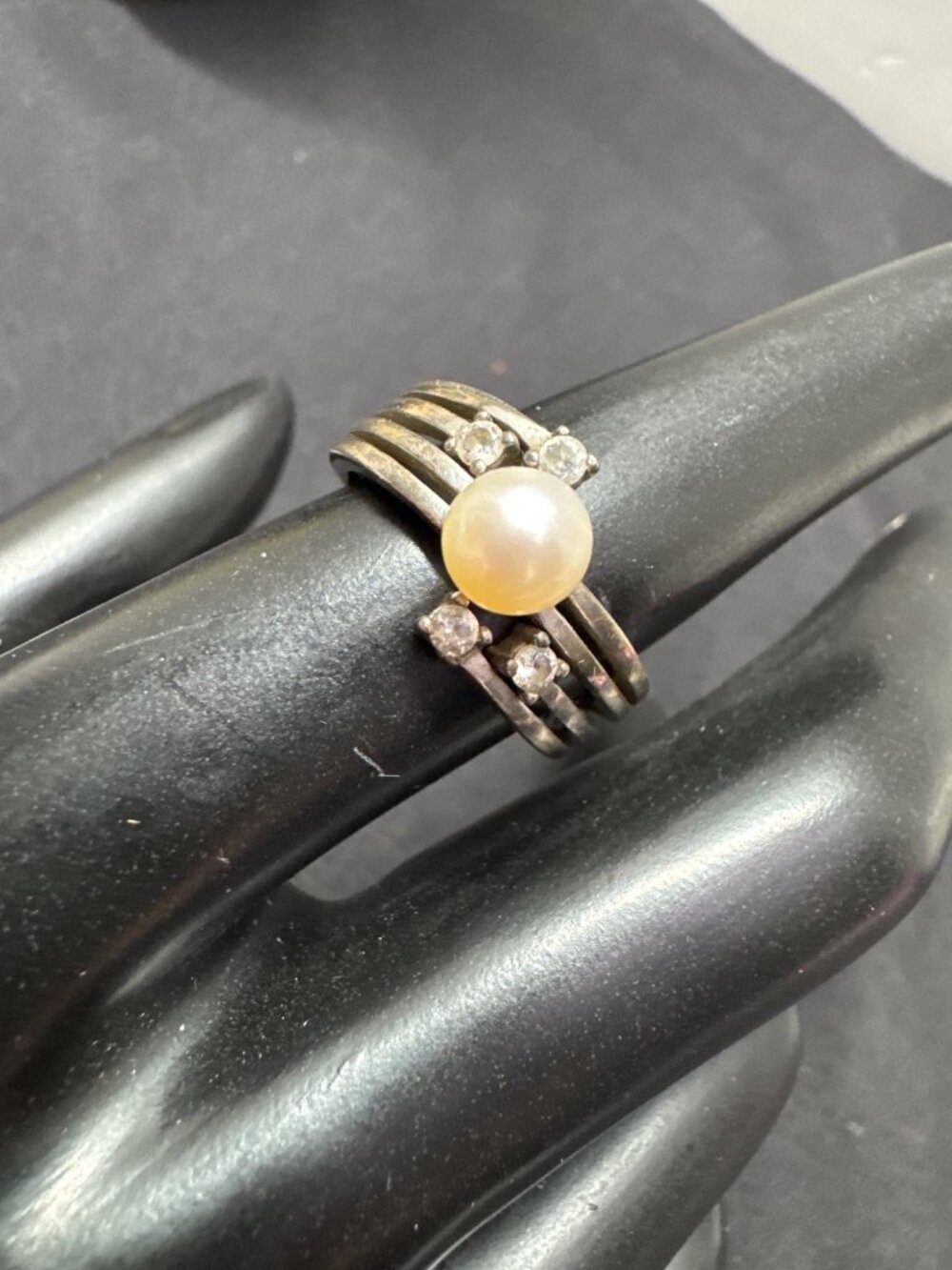 Vintage Sterling Silver Ring With Pearl & Cubic Zirconia Accents Size 7